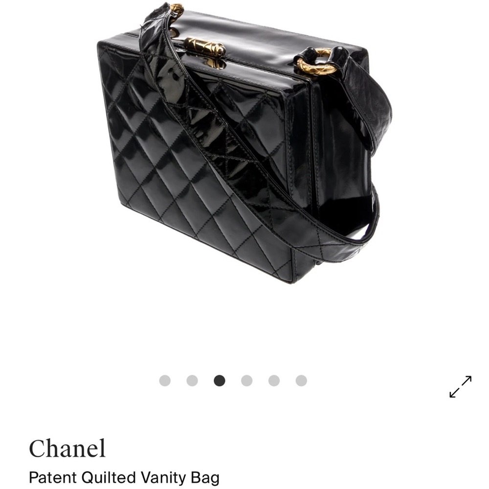 Authentic Chanel Elegant vintage Black Quilted Handbag - Picture 7 of 7